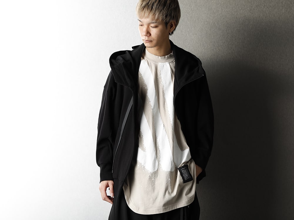 NILøS Black & Beige color Sporty styling - 2-001