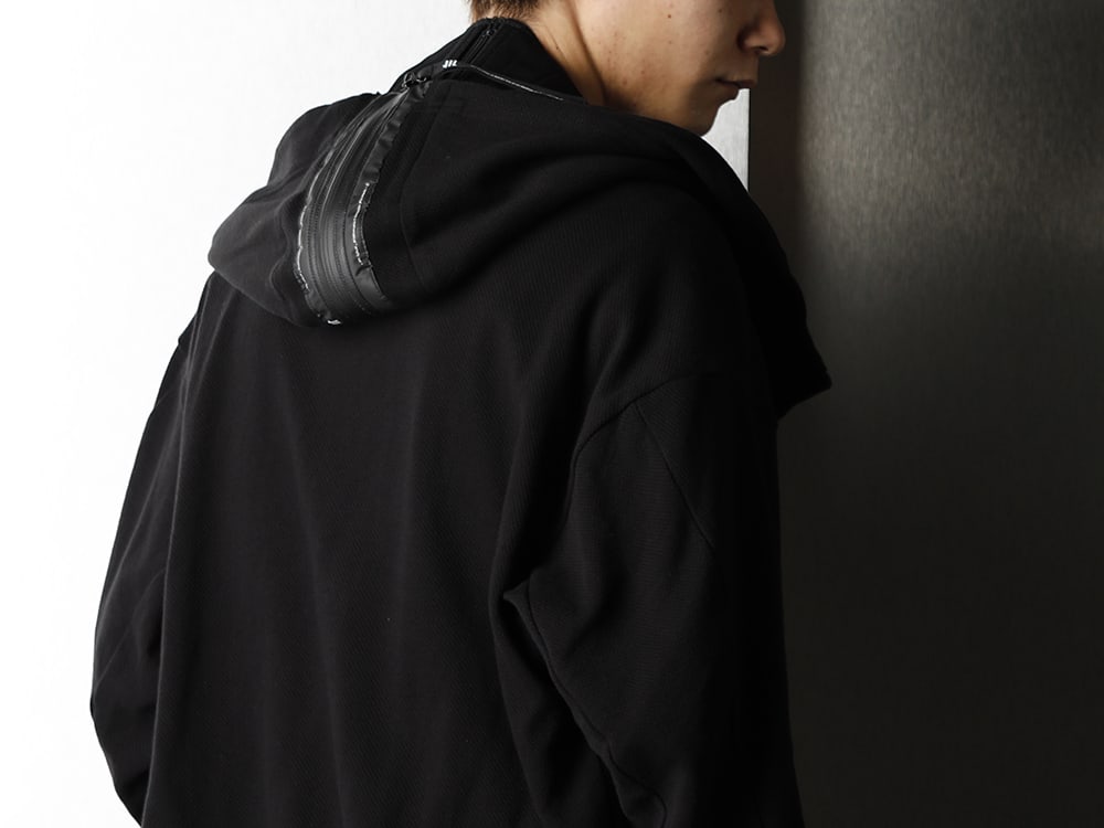 NILøS Black & Beige color Sporty styling - 2-007