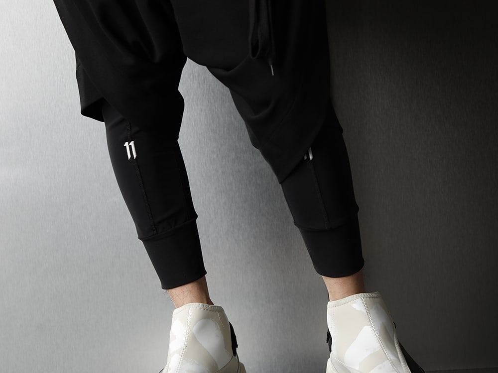 NILøS Black & Beige color Sporty styling - 3-004