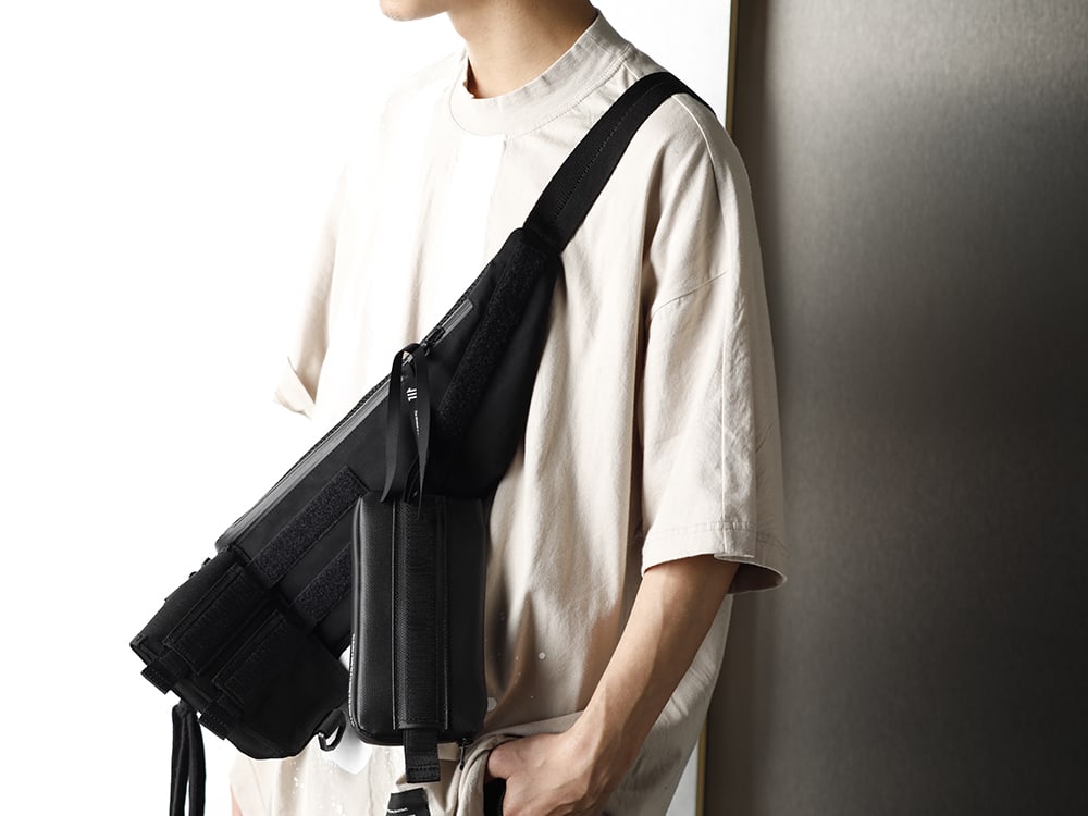 NILøS Black & Beige color Sporty styling - 4-005