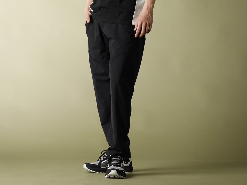 人気定番 極美品 ARC'TERYX VEILANCE Dyadic Comp Pant パンツ - caj