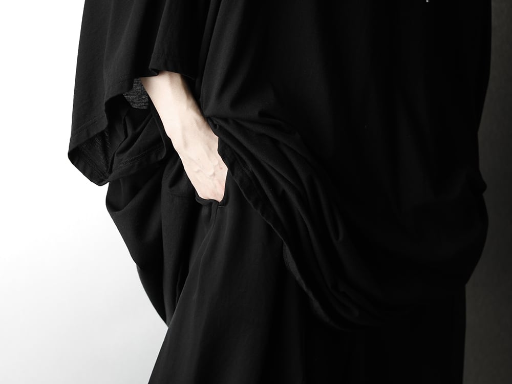 Ground Y 20SS Monotone style with both design and functionality - 2-007