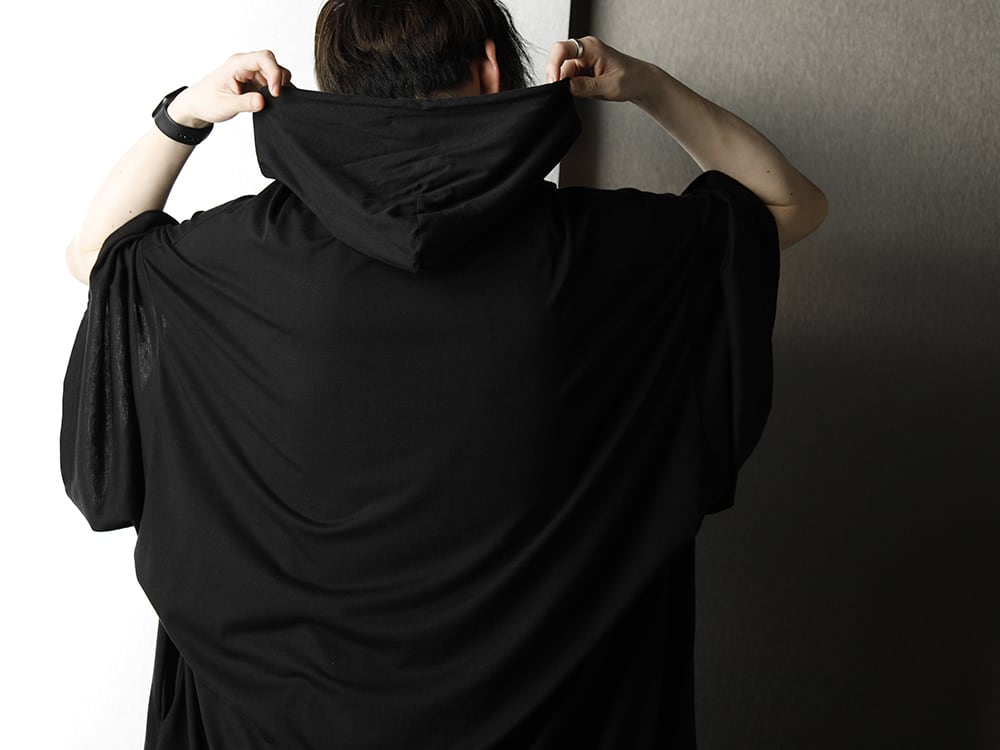 Ground Y 20SS Monotone style with both design and functionality - 2-009