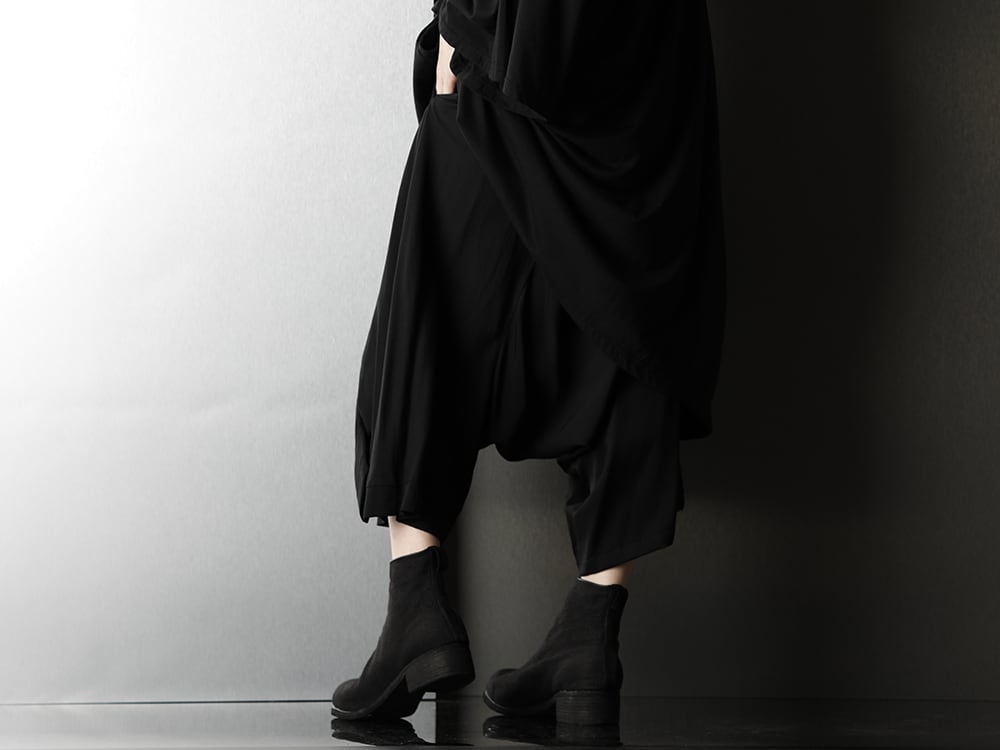 Ground Y 20SS Monotone style with both design and functionality - 3-003