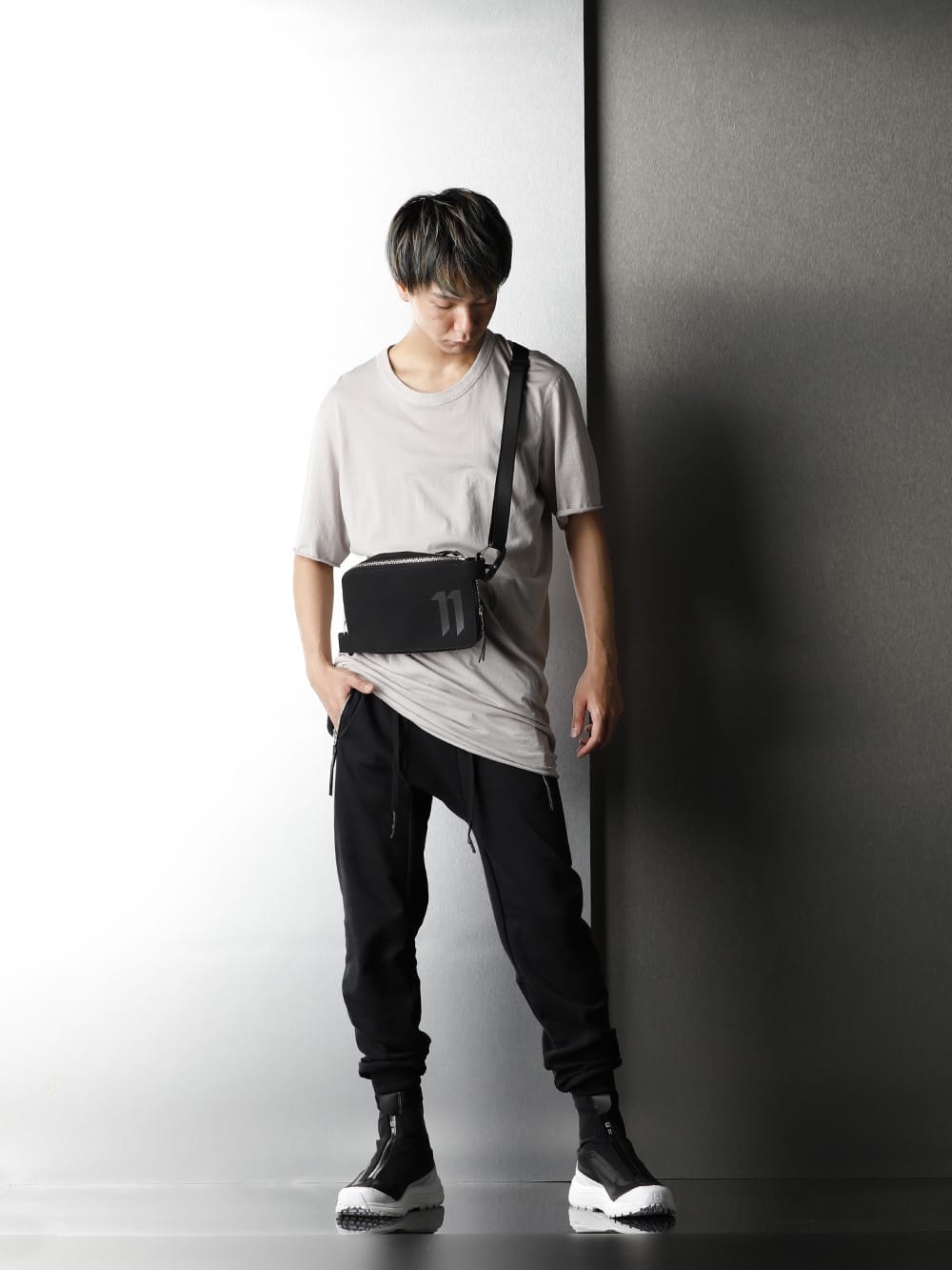 11 by Boris Bidjan Saberi バッグ 財布 - ボディーバッグ