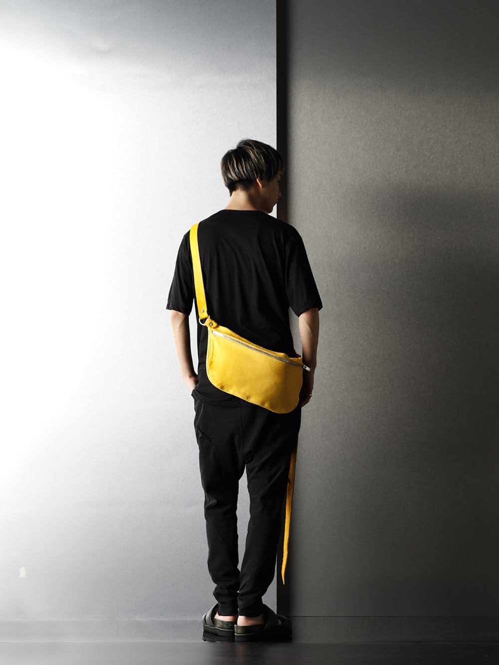 The R Recommended Porch 4 Item - 1-003