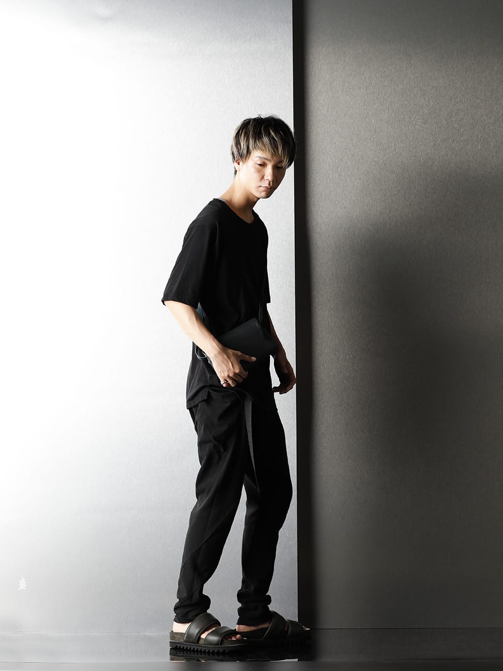 The R Recommended Porch 4 Item - 2-002