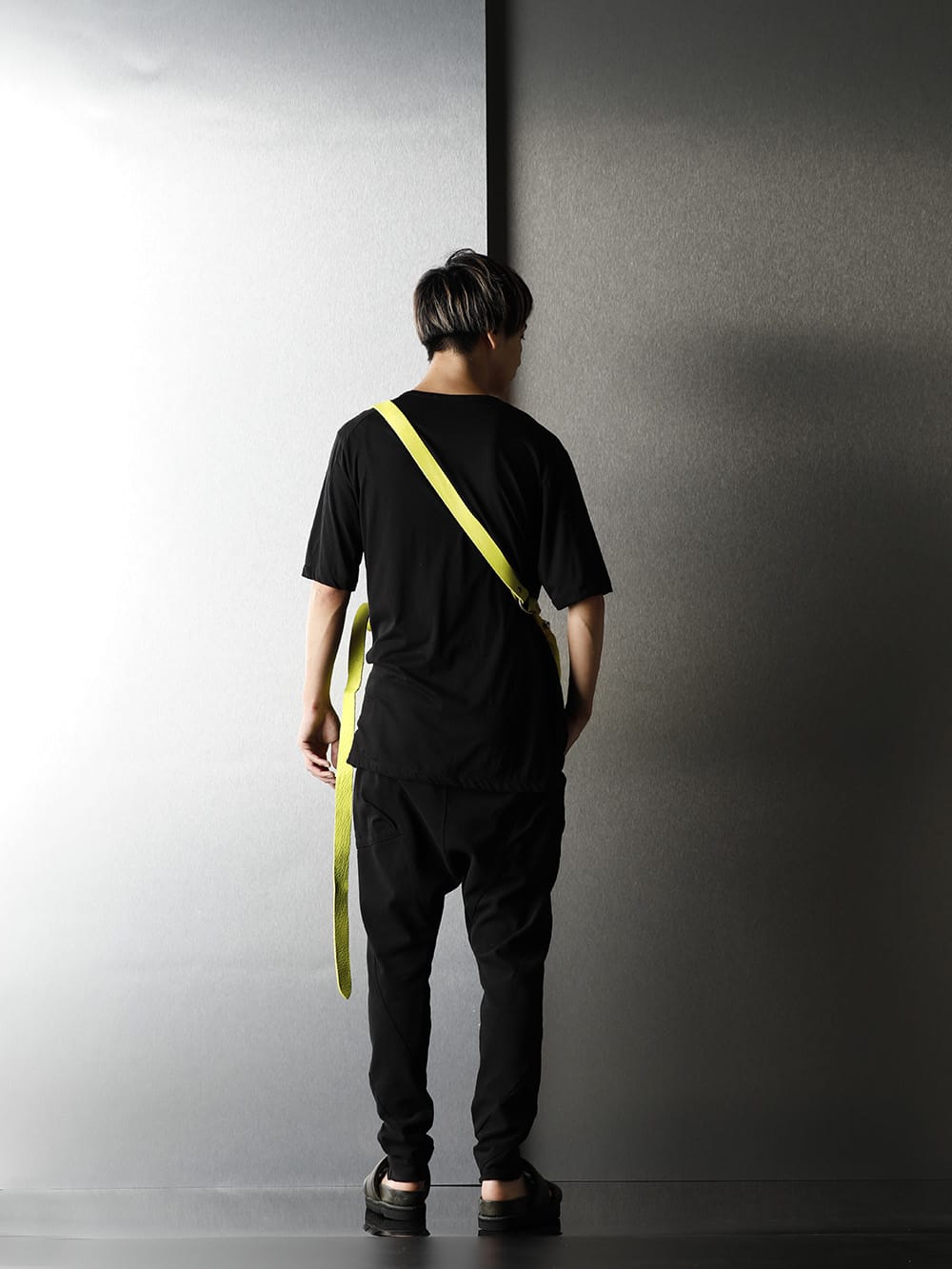 The R Recommended Porch 4 Item - 3-003