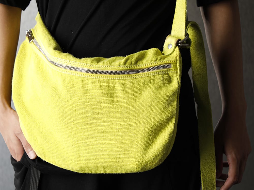 The R Recommended Porch 4 Item - 3-005