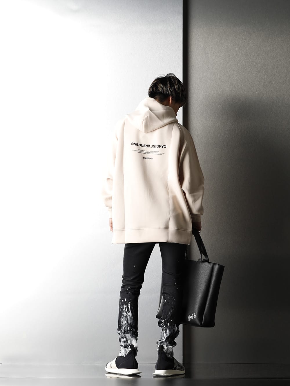 NIL DUE / NIL UN TOKYO EMBROIDERY Hoodie Styling - FASCINATE BLOG