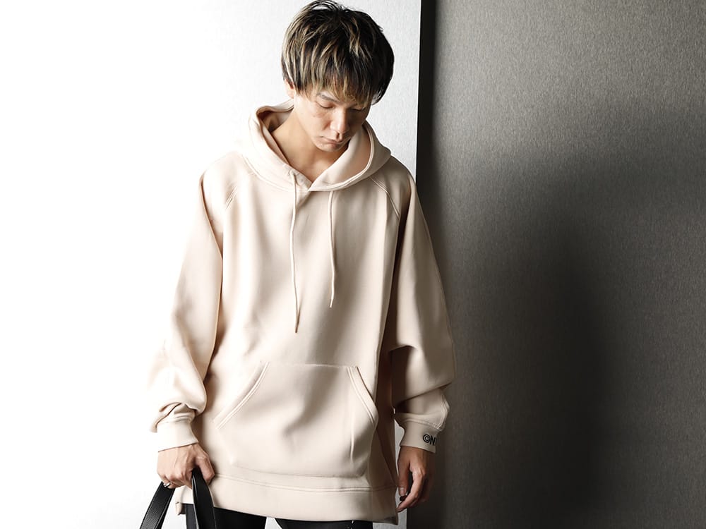 NIL DUE / NIL UN TOKYO EMBROIDERY Hoodie Styling - FASCINATE BLOG