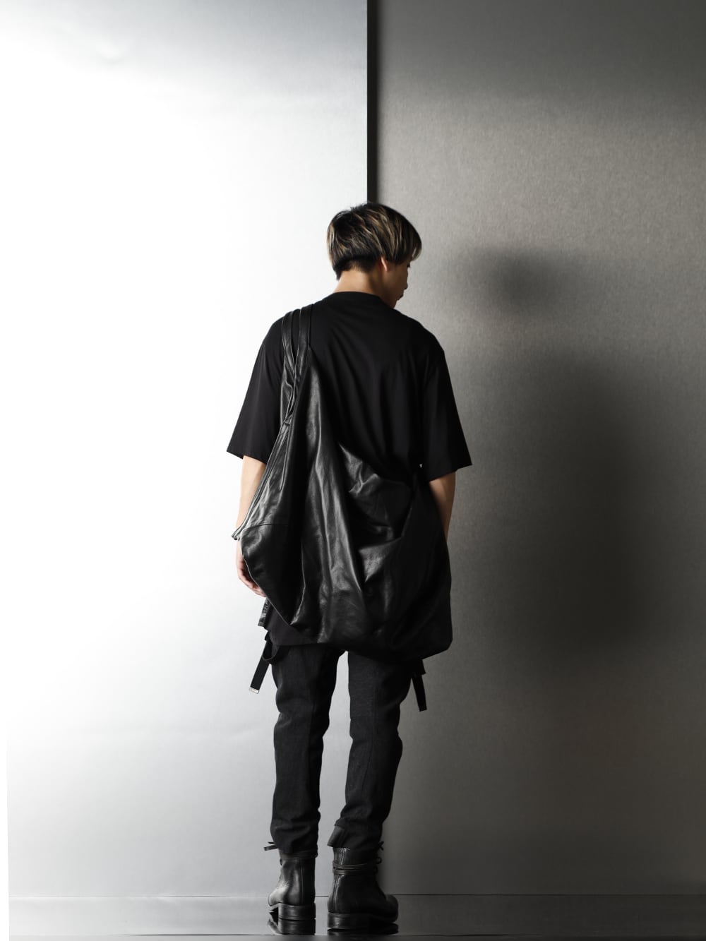 JULIUS & D.Hygen Dirty Black Styling - 1-003