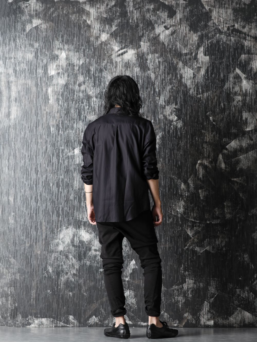 山内 & 11 BY BORIS BIDJAN SABERI DARK TONE STYLE - 1-003