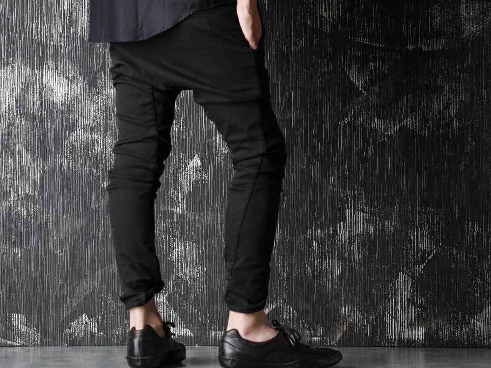 山内 & 11 BY BORIS BIDJAN SABERI DARK TONE STYLE - 3-003