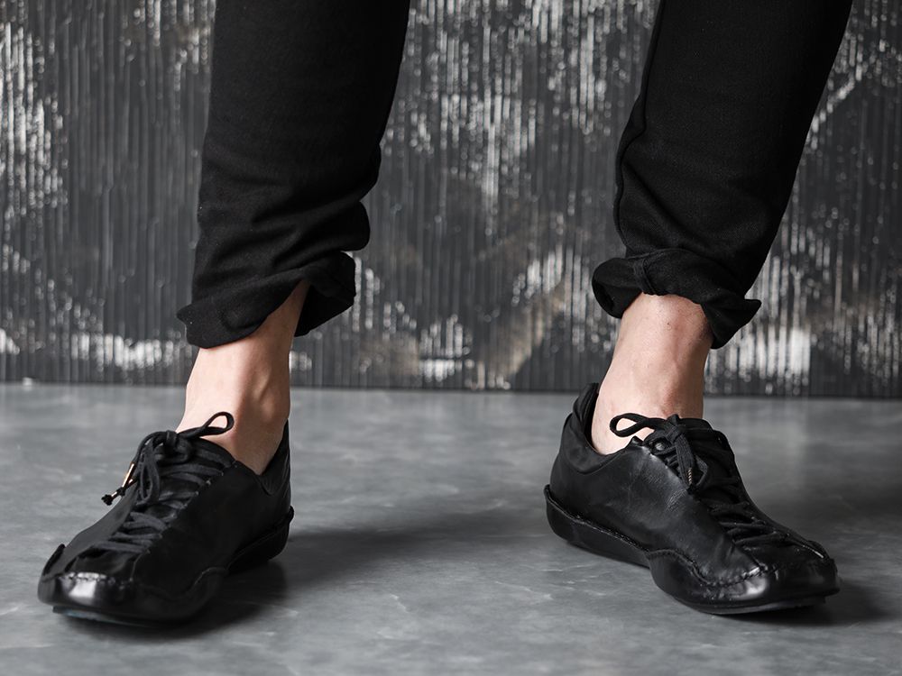 山内 & 11 BY BORIS BIDJAN SABERI DARK TONE STYLE - 3-005