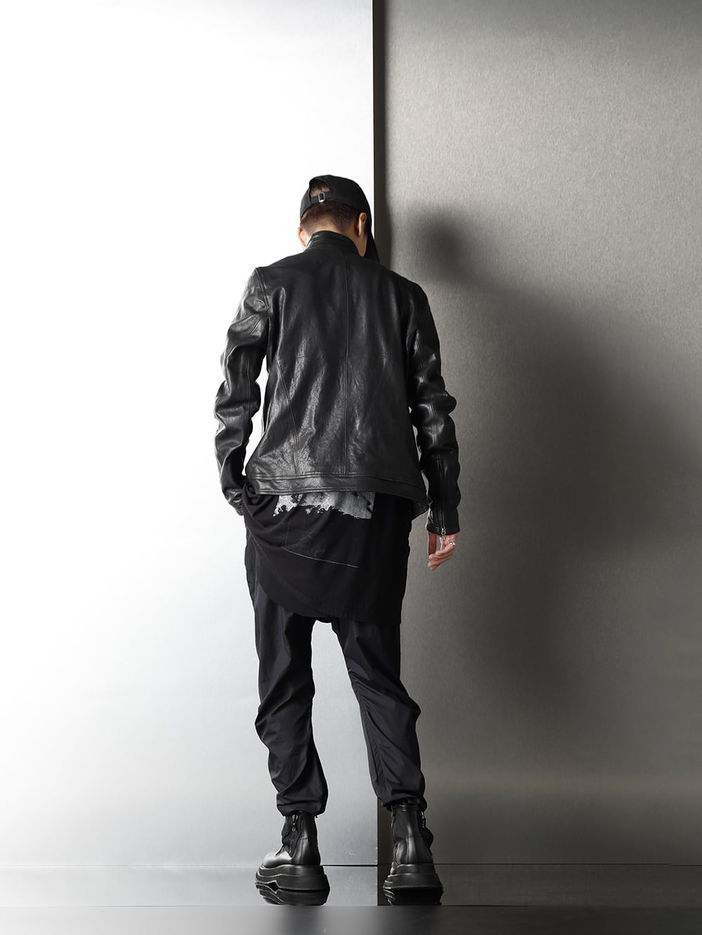 JULIUS - ユリウス 20-21AW Gunholder Leather jacket Styling