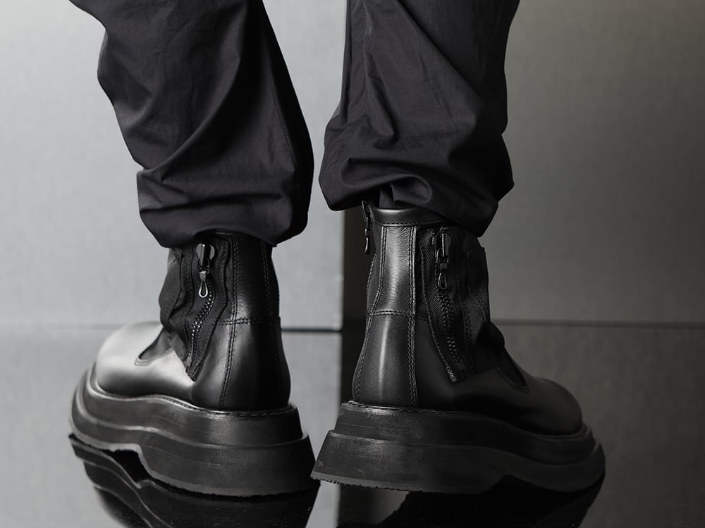 JULIUS 20-21AW Gunholder Leather jacket Styling - 3-005