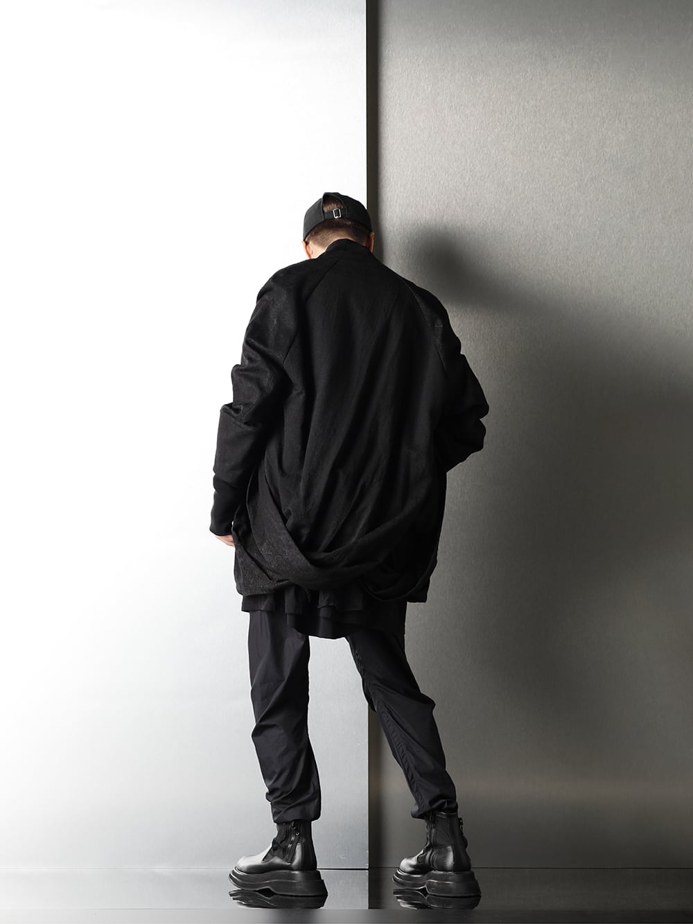 JULIUS 20-21AW Drape Jacquard blouson Styling - 1-003