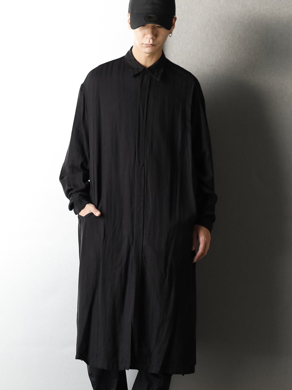 JULIUS 20-21AW Long Striped shirt Styling - 2-001