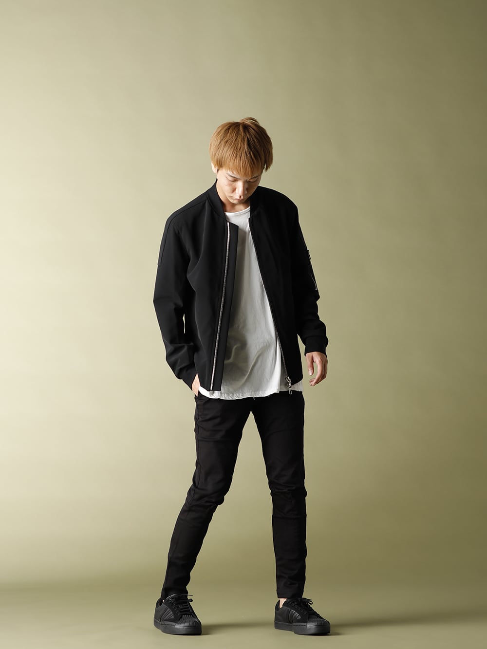 ATTACHMENT Stretch material Item Styling - 1-004