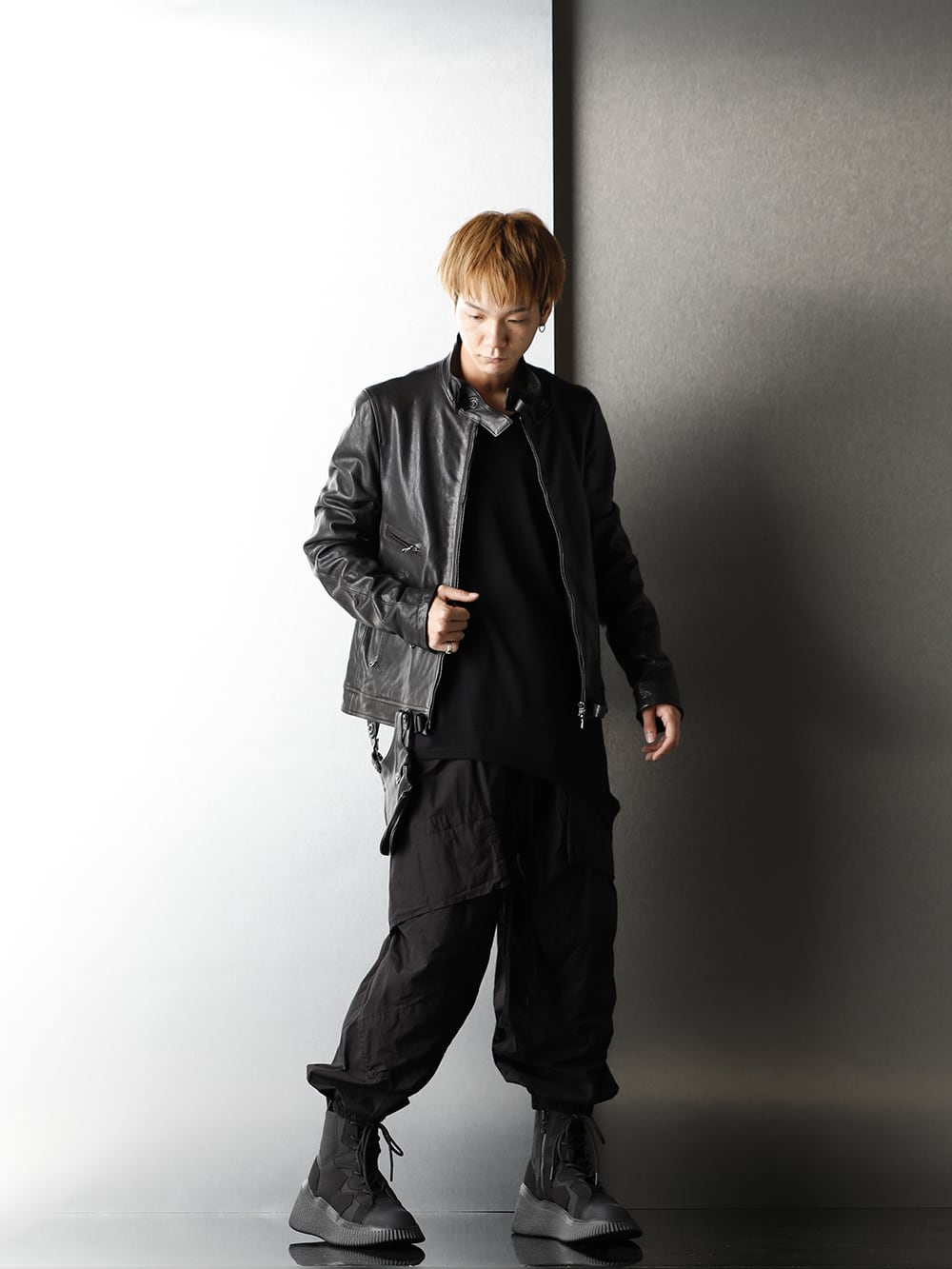 JULIUS 2020-21AW Black A-line Styling - 1-004