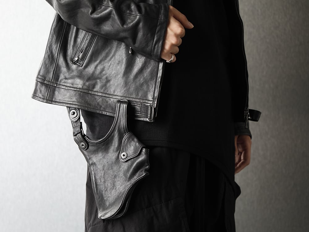 JULIUS 2020-21AW Black A-line Styling - 2-004