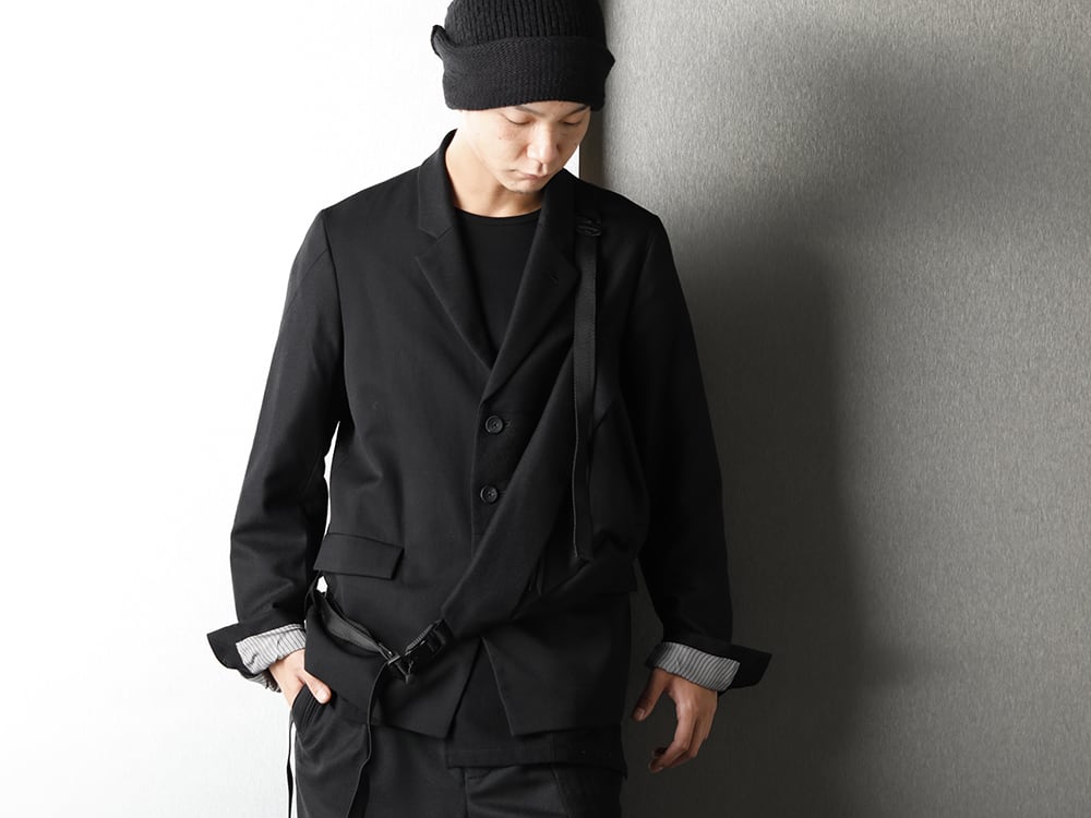 The Viridi-anne Wool material Set Up Styling - 2-001