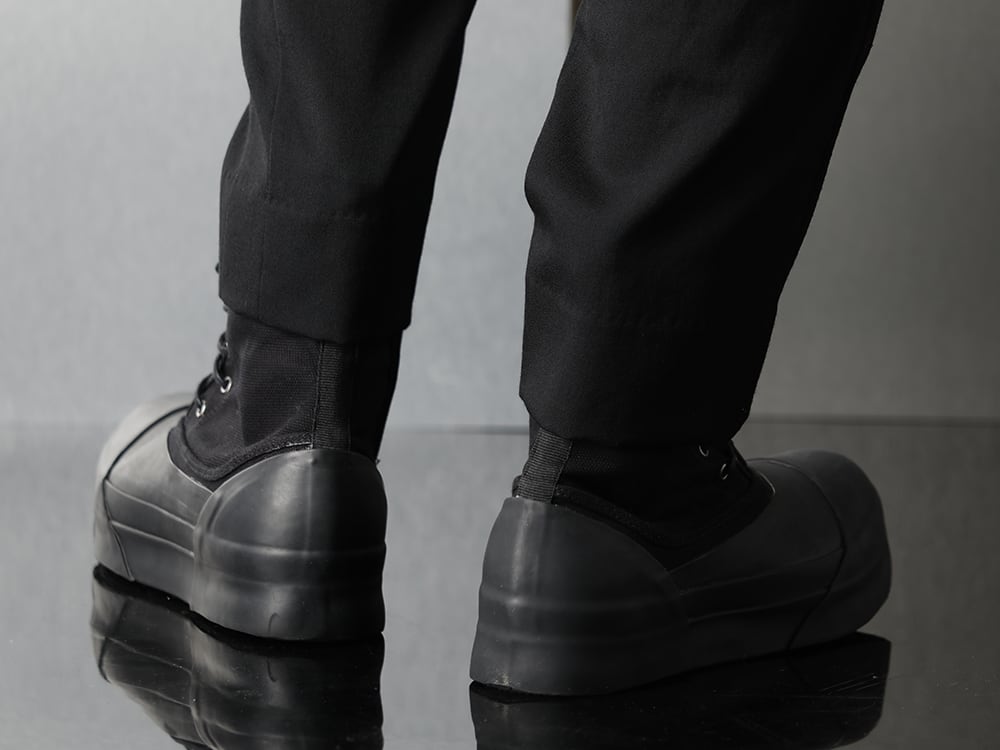 The Viridi-anne Wool material Set Up Styling - 3-006