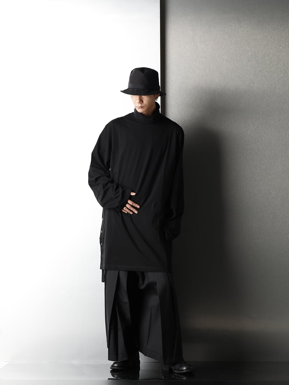 Ground Y Single long vest & Big turtle Combination Styling - 3-001