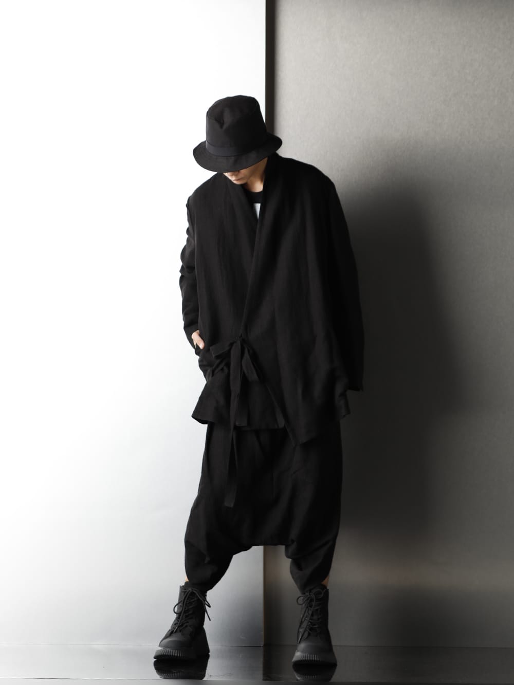 JULIUS Stripe Jacquard material Set Up Styling - 1-004