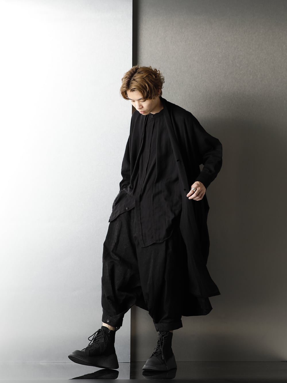 JULIUS Long Cardigan & Baggy Pants Autumn Styling - FASCINATE BLOG