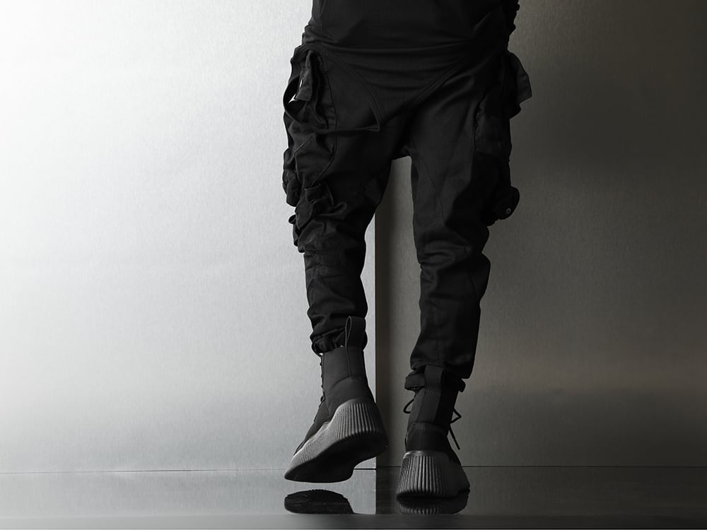JULIUS 2020-21AW GAS MASK CARGO PANTS Styling - 3-003