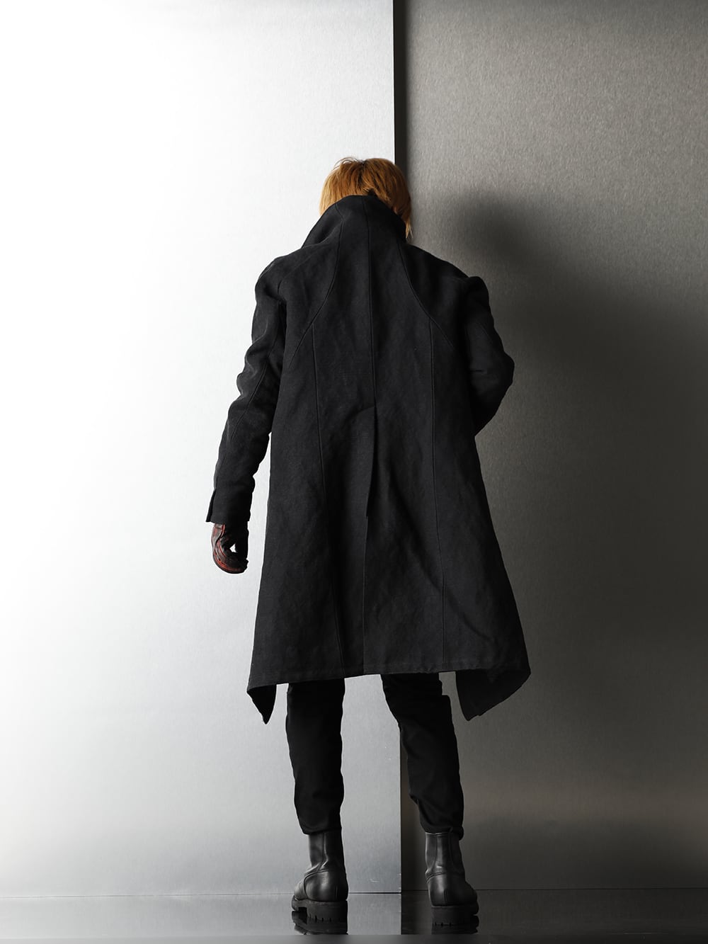 D.hygen - ディーハイゲン 2020AW Black Point Red glove Styling