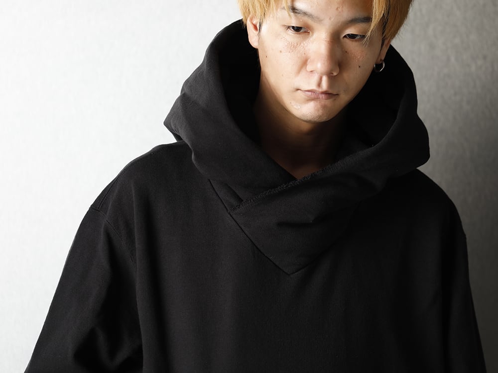 JULIUS - ユリウス Classic slim silhouette Black only Styling - 2-004