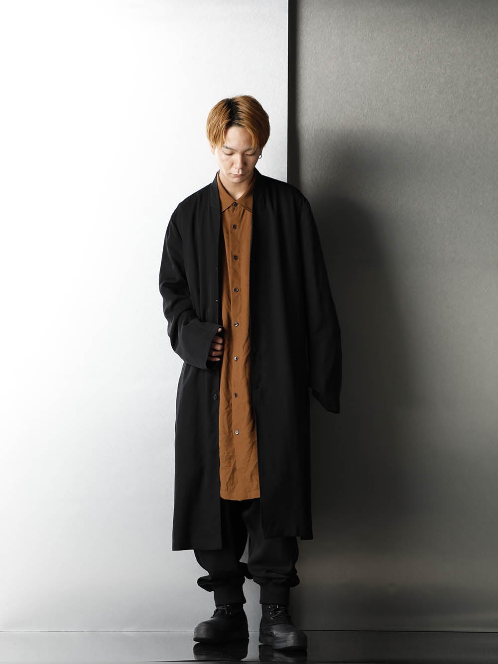 Ground Y Black on Camel coloring Style - 1-004