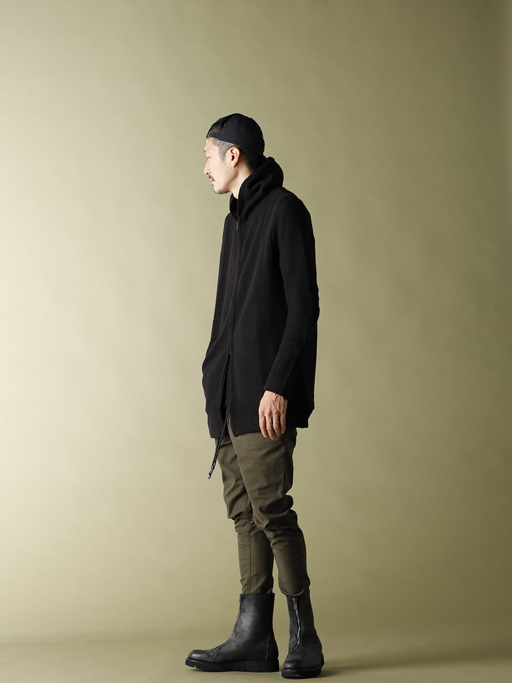 NOMEN NESCIO 20-21AW【HOODED SWEATER】SLIM EASY PANTS STYLE