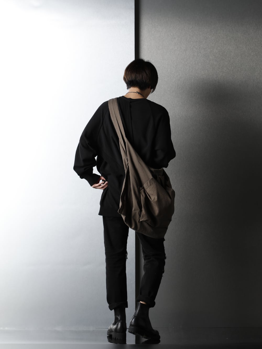 JULIUS - ユリウス 2021SS Drape & Crash detail item Black styling