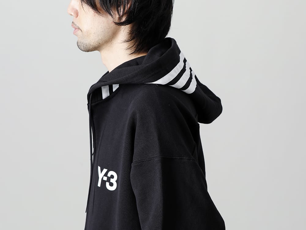 New Arrival] Now in stock is a new item from the Y-3 2022 spring