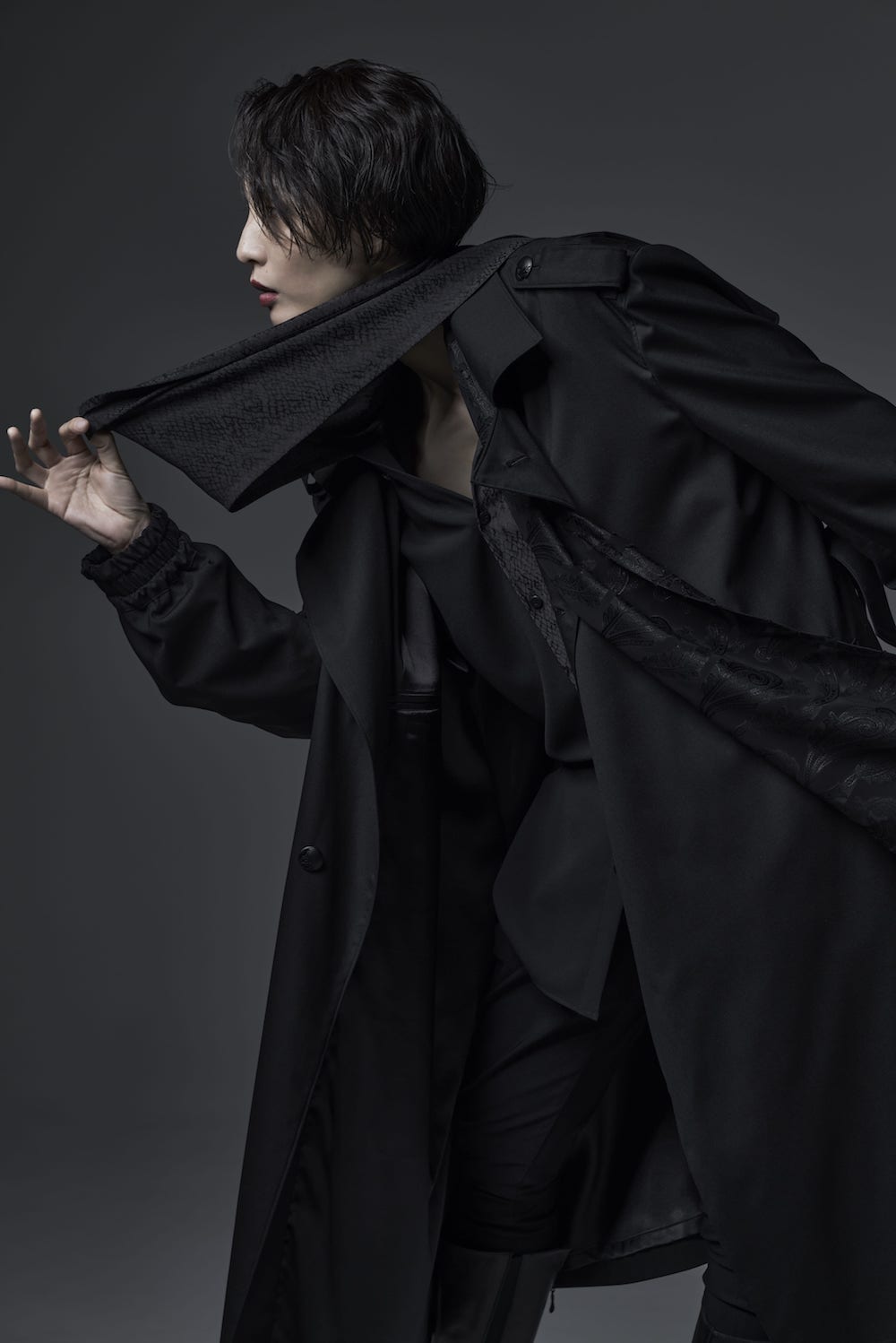 kiryuyrik -2022 -23 AW (Autumn/Winter) Collection LOOK - LOOK IMAGE kiryuyrik 22 -23 AW (Autumn/Winter) Collection in-store and online order reservation exhibition event will be held!! - 2-001