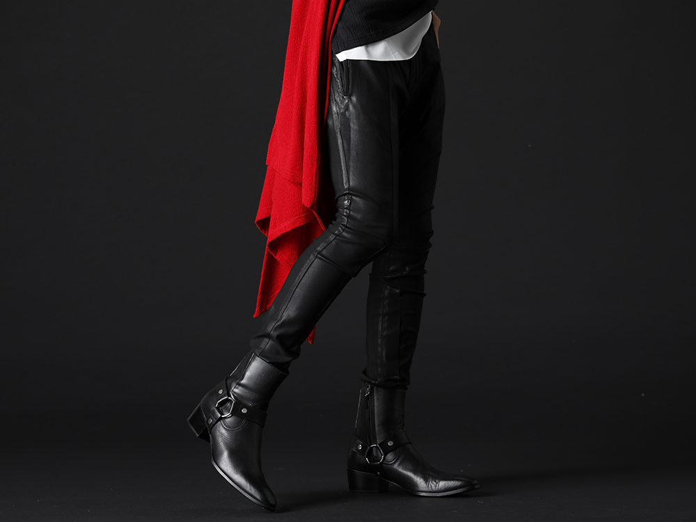 キリュウキリュウ / ガラアーベント 2022-23AW - スリムでエレガンスでロックな雰囲気漂うパンツ - KN-HP22-007(サルエル カーヴ ボンテージ パンツ) 87115902(ハーネスリング ブーツ) - 3-002