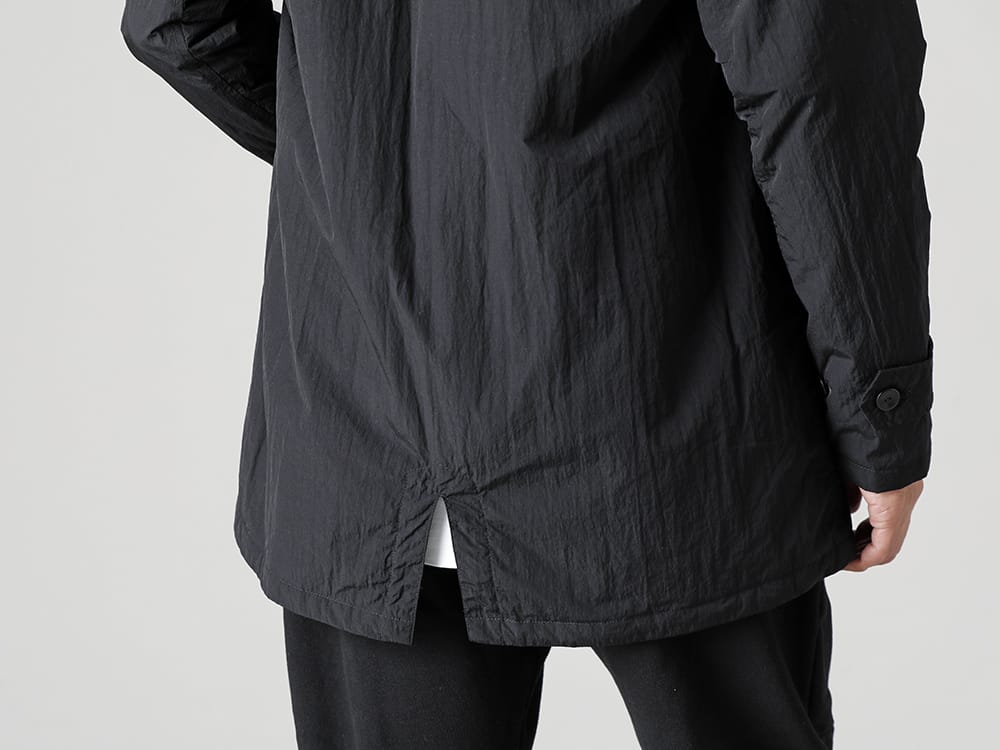 RIPVANWINKLE - リップヴァンウィンクル - 2022-23AW - ノーカラーのアウターと相性良いスヌードセーター  - RB-435 - アノラック シャツコート ブラック - RB-402 - クロスジャージー L/S ホワイト - RB-442 - スヌードセーター アメシスト - 2-005