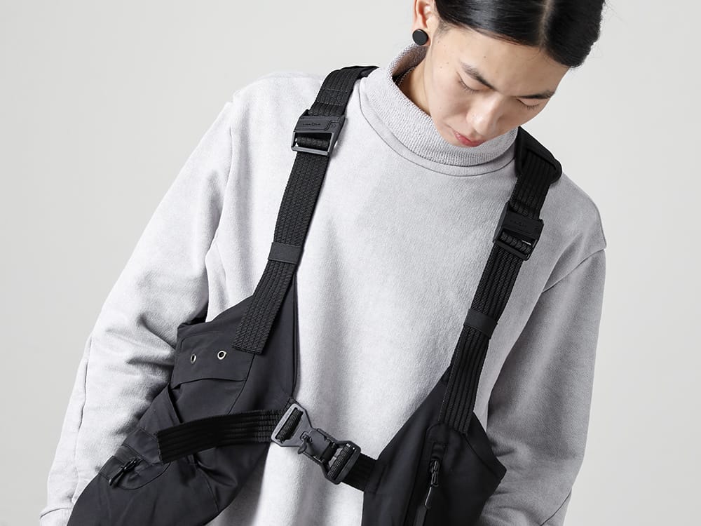 RIPVANWINKLE 2022-23AW A fleece-lined pullover knitted with yarn made by a spinning method called VORTEX SPINNER. The latest vest bag with tactical elements -  RB-424 Pullover Jersey Ice Gray
 - RB-416 2Way Tactical Vest Bag