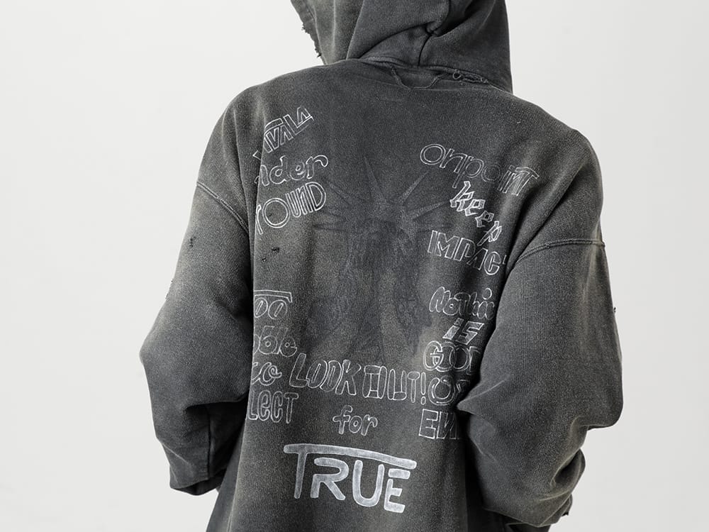 Maison MIHARAYASUHIRO 2022-23AW MIHARAYASUHIRO's playful printed hoodie!  - A09HD551 Distressed Hoodie Balck - A09TS701 SELF CULTURE Print
New sole -WAYNE Low- leather Low-top sneakers Tee White 2-003