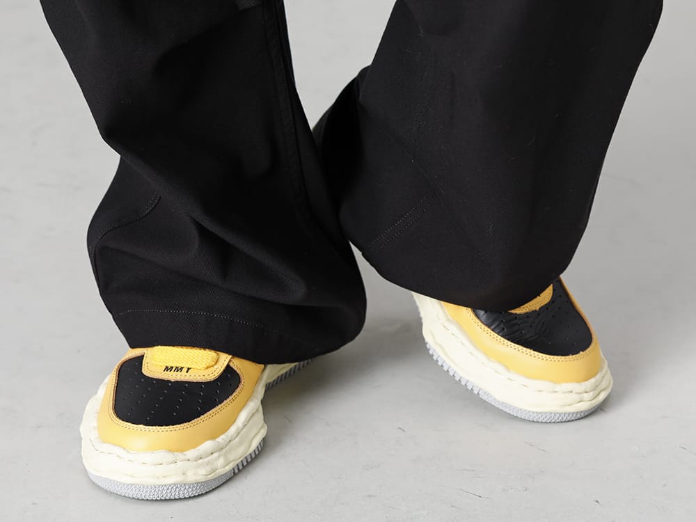 Maison MIHARAYASUHIRO 2022-23AW Wide cotton pants for a skater style! - J09PT041 Compact Cotton Wide Trousers
Compact Cotton Wide Trousers
Compact Cotton Wide Trousers
Compact Cotton Wide Trousers - A09FW730 Compact Cotton Wide Trousers
Compact Cotton Wide Trousers
Compact Cotton Wide Trousers
New sole -WAYNE Low- leather Low-top sneakers Yellow / Black 3-003