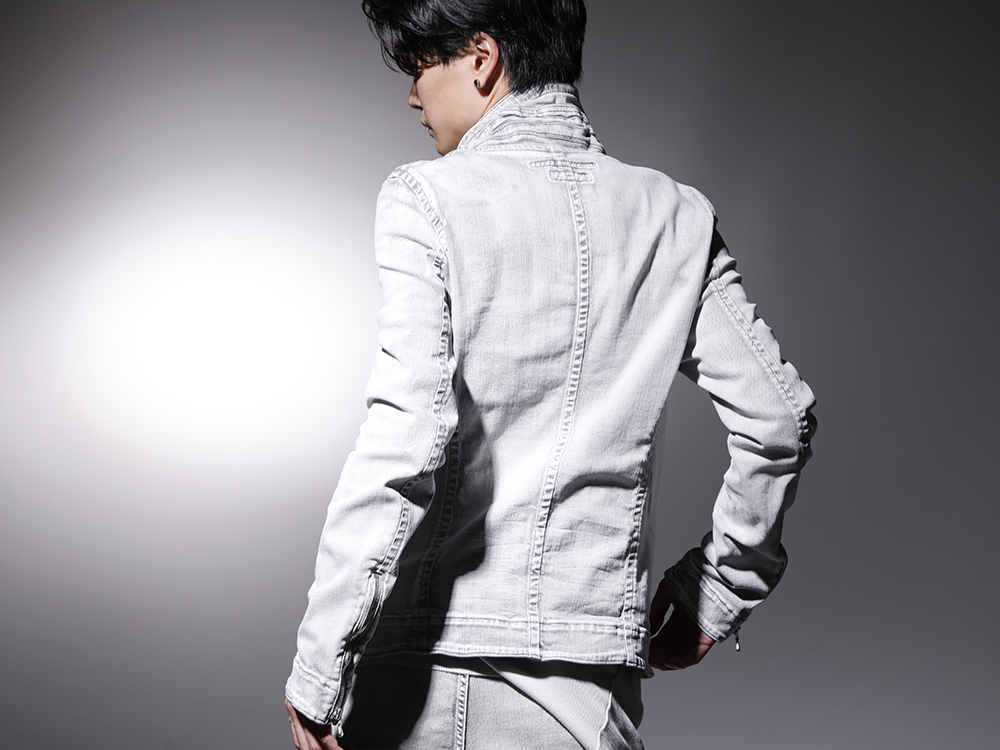 ユリウス 2022-23AW - ミリタリーモードな雰囲気漂うデニムジャケット - 799BLM22-PL(10.5oz ストレッチデニム カバードネック ジャケット) - 2-010