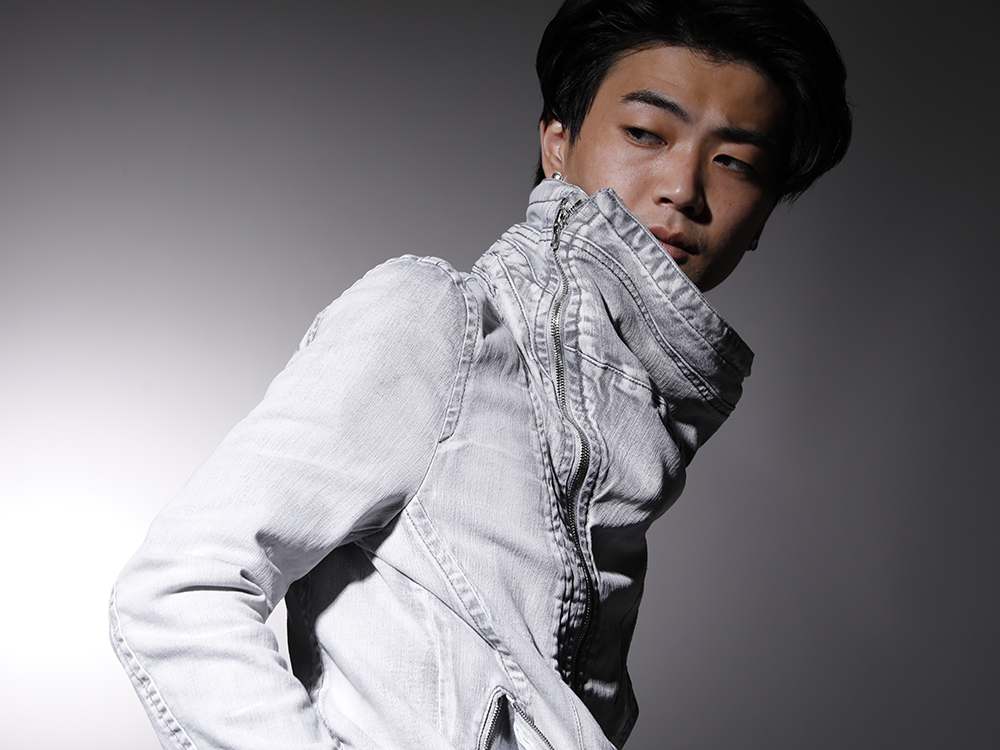 ユリウス 2022-23AW - ミリタリーモードな雰囲気漂うデニムジャケット - 799BLM22-PL(10.5oz ストレッチデニム カバードネック ジャケット) - 2-012