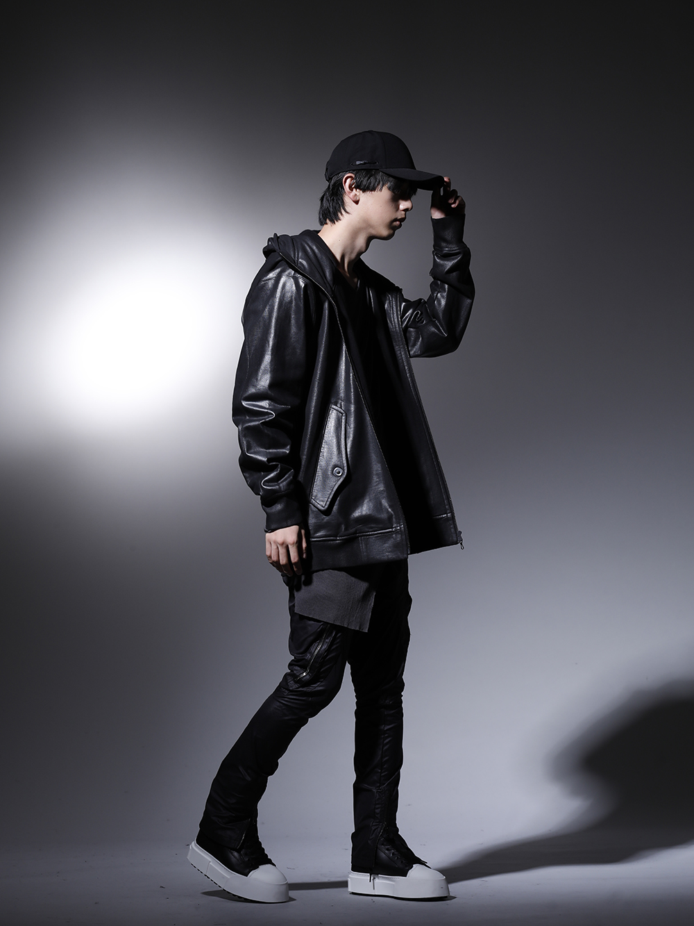 JULIUS 2022-23AW Military Hoodie Styling - FASCINATE BLOG