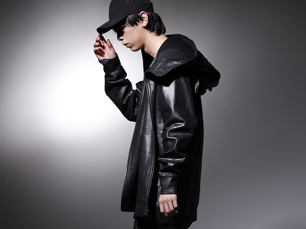 JULIUS / 11 BY BORIS BIDJAN SABERI 2022-23AW - A mode parka with a coated surface - 799CUM21-C(Front Zip Coated Sweat Hoodie) 799CUM25-Charcoal(Rib Asymmetry Cutsewn Charcoal) 11xNE-9FORTY-20ss-Black(11 by BBS × New Era - 9 FORTY Cap Black x Black) - 2-002