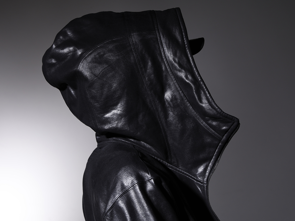 JULIUS 2022-23AW - A mode parka with a coated surface - 799CUM21-C(Front Zip Coated Sweat Hoodie) - 2-010