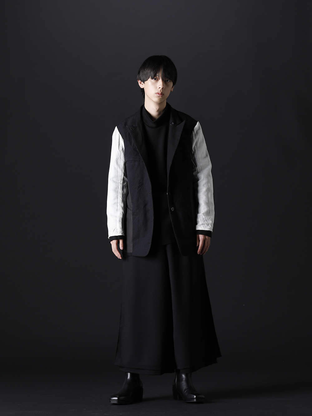 nude:masahiko maruyama / kujaku 2022-23AW - Two way style using a reversible jacket - NU-1651(Reversible Oversized Jacket) KJ-22AW30-Black(sangoju pullover Black) KJ-22AW22(hirugao pants) KJ-21AW38(Kiri Boots) - 1-001